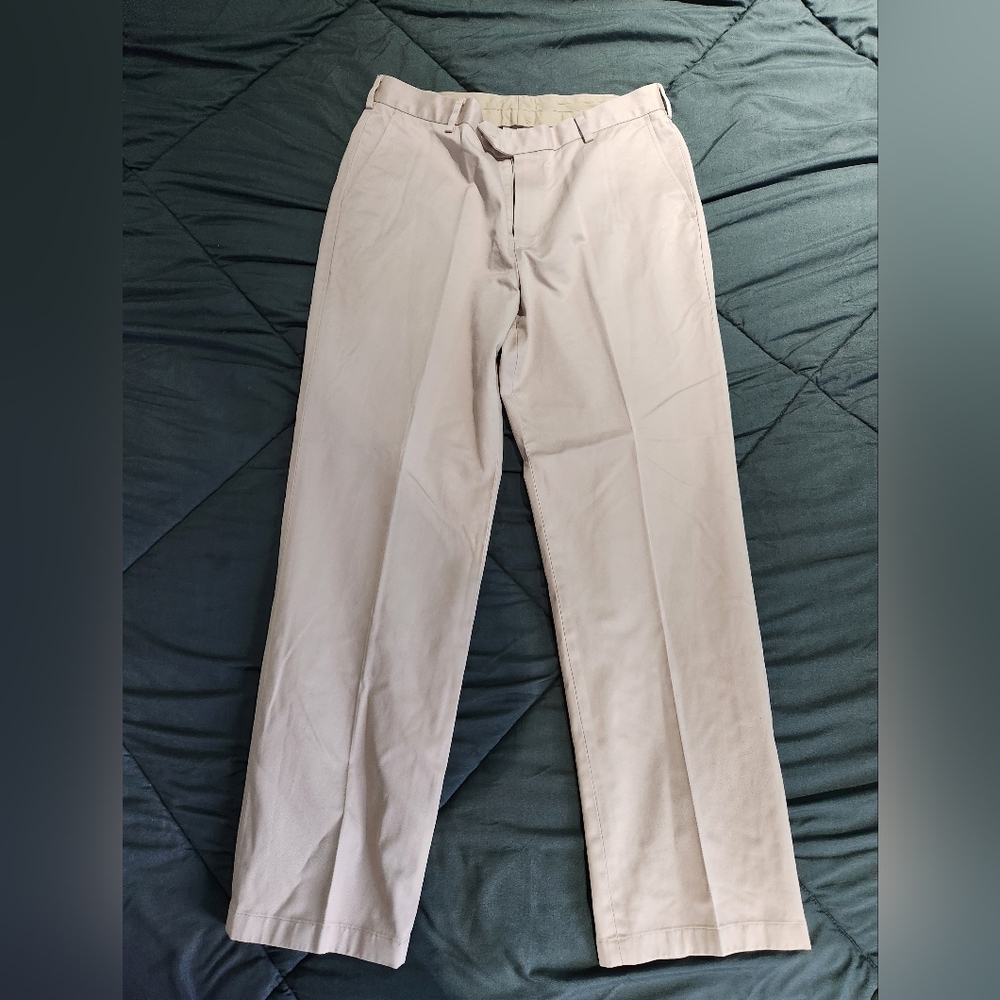Jos. A Bank Traveler's Collection Mens Khaki dress pants tailored fit 35W×32L